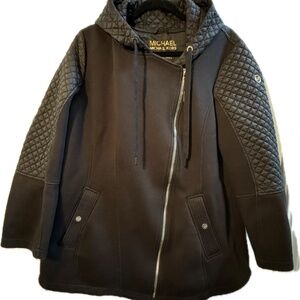 Michael Kors Asymmetrical Zipper Coat.    EUC